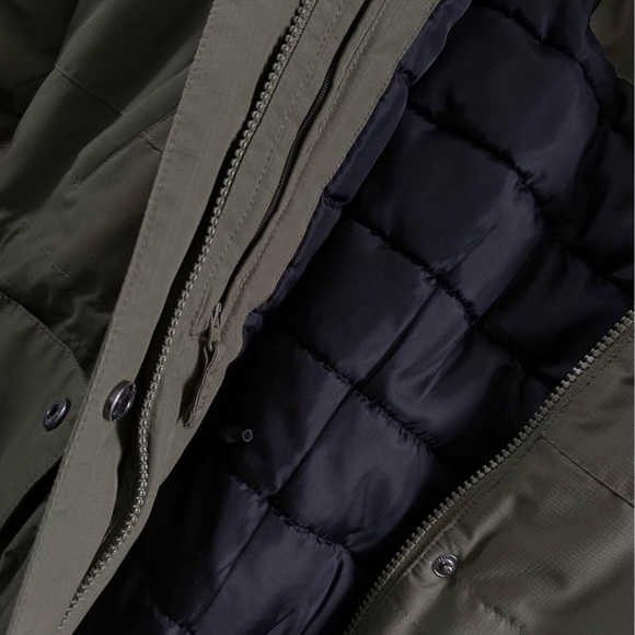 Waterproof winter jacket - Picture 4 of 4
